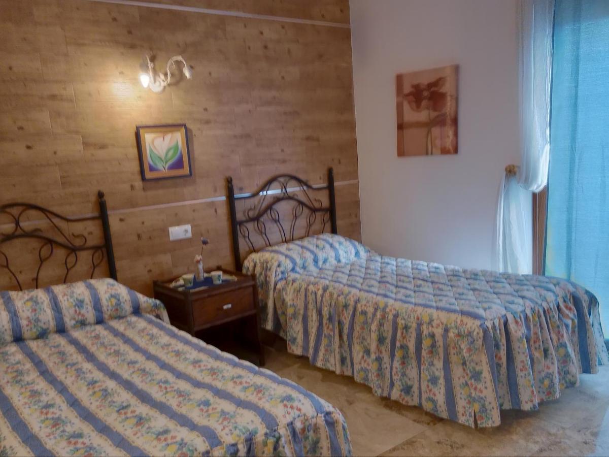 Cortijo Rural Molino El Tarahal Con Piscina Y Zonas Compartidas 外观 照片